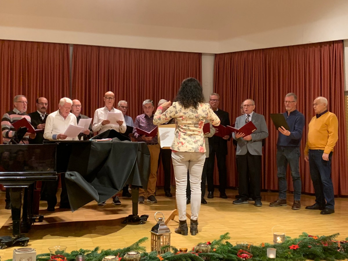 Text: Der Männerchor mit "Es wird scho glei dumpa" 